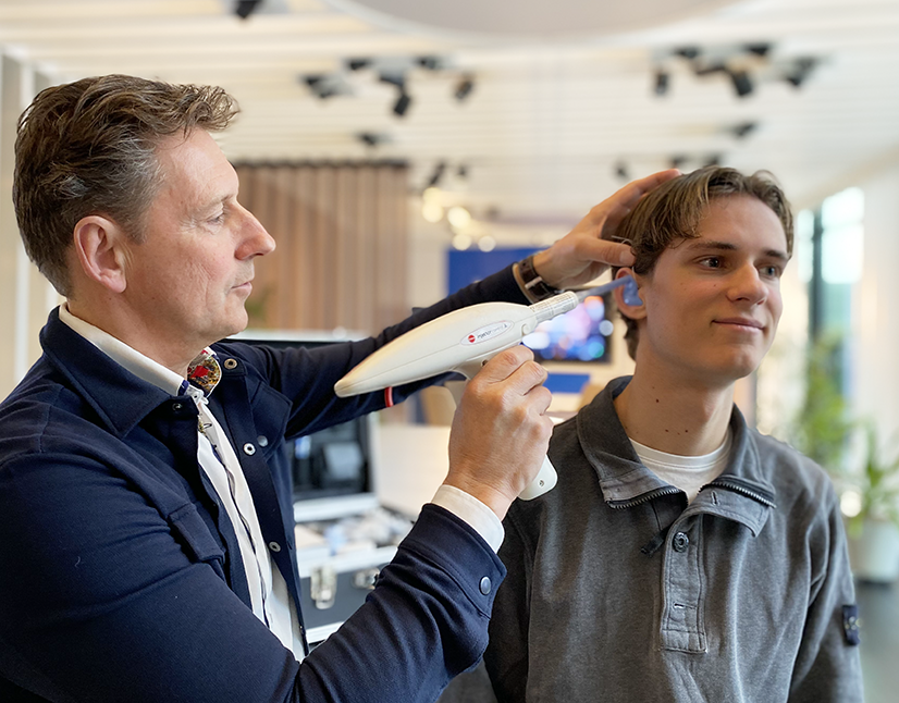 Elacin_ImprintTaking_826x646